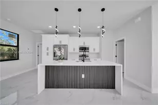 1405 Palmetto Ave, Lehigh Acres, FL 33972 - Photo 5