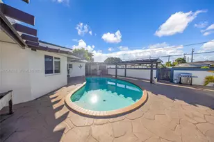 490 W 33rd Pl, Hialeah, FL 33012 - Photo 23