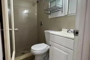 490 W 33rd Pl, Hialeah, FL 33012 - Photo 27