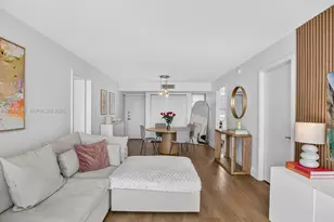 8201 Byron Ave, Miami Beach, FL 33141 - Photo 11