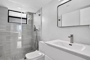 8201 Byron Ave, Miami Beach, FL 33141 - Photo 33