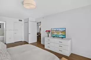 8201 Byron Ave, Miami Beach, FL 33141 - Photo 25
