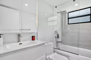 8201 Byron Ave, Miami Beach, FL 33141 - Photo 19