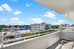 8201 Byron Ave, Miami Beach, FL 33141 - Photo 37