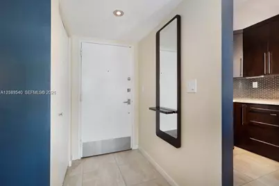 145 SE 25th Rd #502, Miami, FL 33129 - Photo 3
