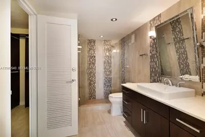 145 SE 25th Rd #502, Miami, FL 33129 - Photo 17
