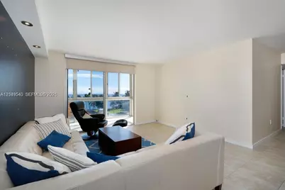 145 SE 25th Rd #502, Miami, FL 33129 - Photo 7