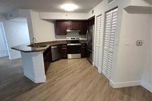 771 N Pine Island Rd, Plantation, FL 33324 - Photo 17
