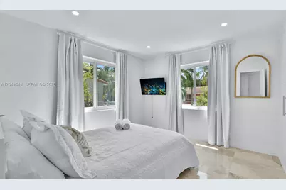 2195 SW 25th Ter, Miami, FL 33133 - Photo 41