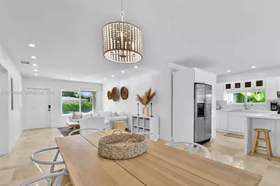 2195 SW 25th Ter, Miami, FL 33133 - Photo 9