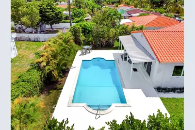 2195 SW 25th Ter, Miami, FL 33133 - Photo 31