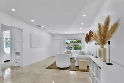 2195 SW 25th Ter, Miami, FL 33133 - Photo 15