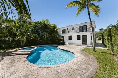 7111 SW 63rd Ave, South Miami, FL 33143 - Photo 1