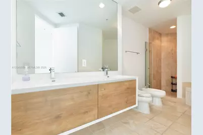 18201 Collins Ave #4709A, Sunny Isles Beach, FL 33160 - Photo 13