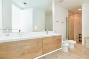 18201 Collins Ave, Sunny Isles Beach, FL 33160 - Photo 13