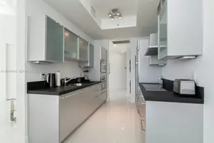 18201 Collins Ave, Sunny Isles Beach, FL 33160 - Photo 9