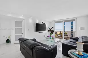 6039 Collins Ave, Miami Beach, FL 33140 - Photo 9