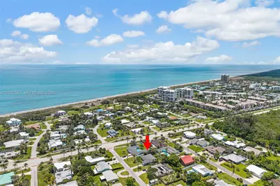 1915 Jacaranda Dr, Fort Pierce, FL 34949 - Photo 5