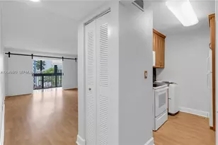 5055 NW 7th St, Miami, FL 33126 - Photo 5