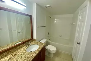215 SW 117th Terrace, Pembroke Pines, FL 33025 - Photo 9