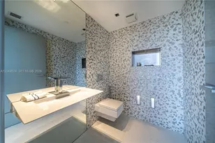 17121 Collins Ave, Sunny Isles Beach, FL 33160 - Photo 15