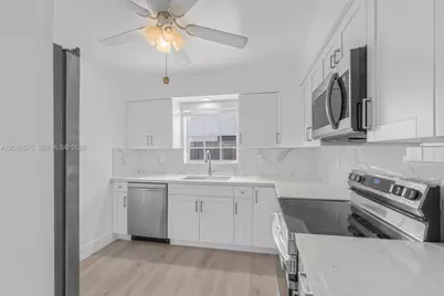 9075 SW 48th Ter #0, Miami, FL 33165 - Photo 11