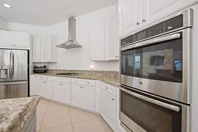 8530 Miralago Way, Parkland, FL 33076 - Photo 11
