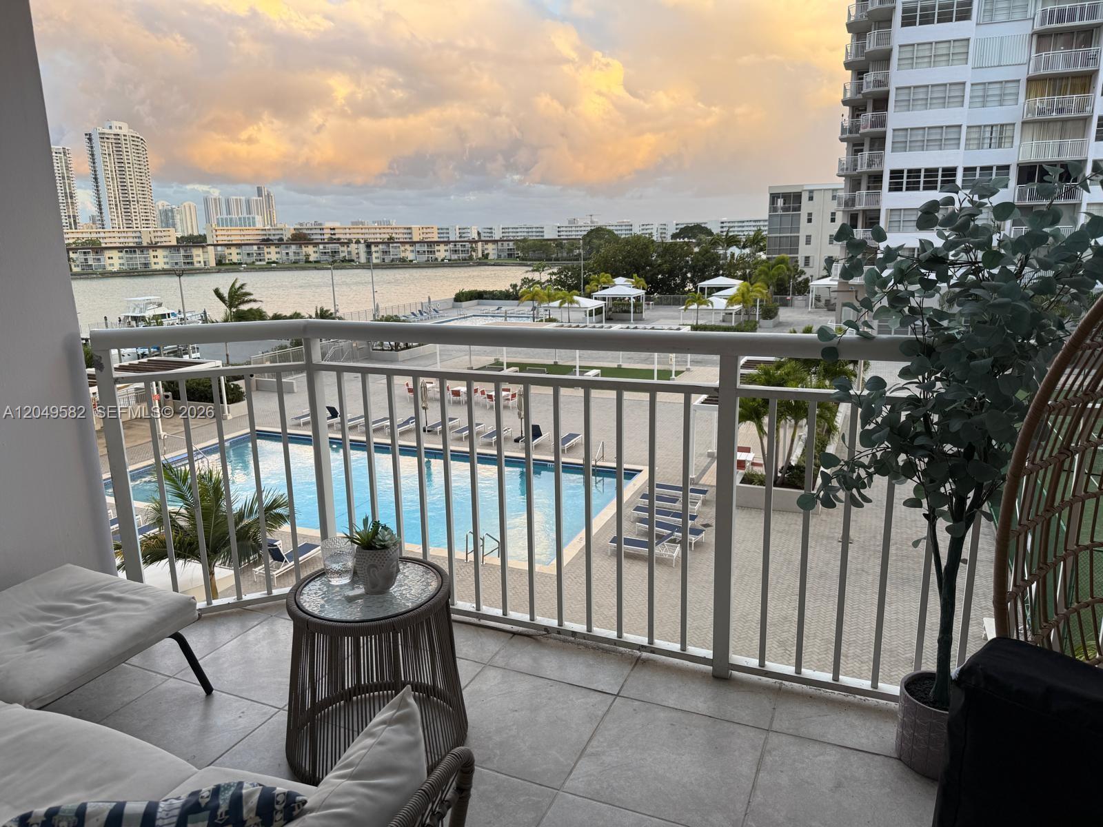 18061 Biscayne Blvd #404 - 18061 Biscayne Blvd #404, Aventura, FL 33160 Luxury Property | Jose Angel Pina