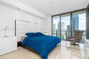 88 SW 7th St, Miami, FL 33130 - Photo 15