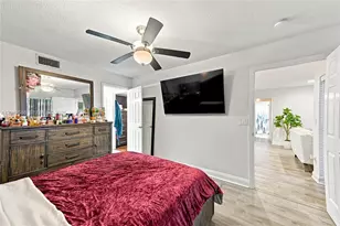 9858 NW 3rd St, Plantation, FL 33324 - Photo 11
