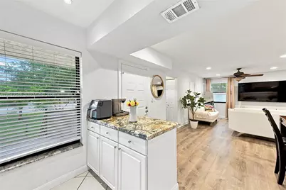 9858 NW 3rd St #9858, Plantation, FL 33324 - Photo 3