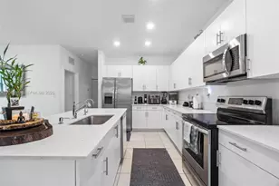 24242 SW 119th Pl, Homestead, FL 33032 - Photo 7
