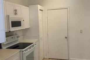 9064 NW 54th St, Sunrise, FL 33351 - Photo 25