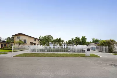 17370 NW 52nd Pl, Miami Gardens, FL 33055 - Photo 3