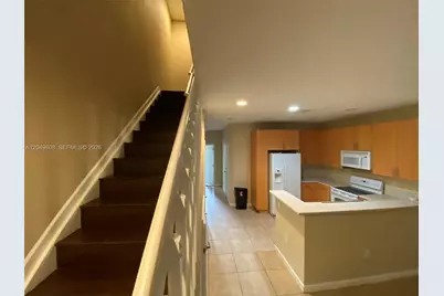 3102 NW 24th Way #18, Oakland Park, FL 33309 - Photo 3