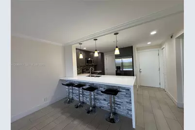 900 NE 12th Ave #703, Hallandale Beach, FL 33009 - Photo 5