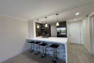 900 NE 12th Ave, Hallandale Beach, FL 33009 - Photo 5