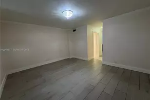 900 NE 12th Ave, Hallandale Beach, FL 33009 - Photo 9