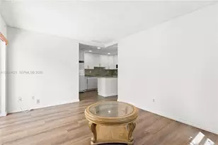 13745 SW 84th St, Miami, FL 33183 - Photo 9