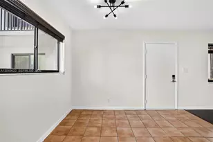 9920 NW 68th Pl, Tamarac, FL 33321 - Photo 3