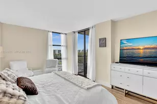 20301 W Country Club Dr, Aventura, FL 33180 - Photo 27