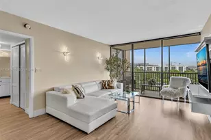 20301 W Country Club Dr, Aventura, FL 33180 - Photo 17