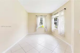 1073 NE 30th Ave, Homestead, FL 33033 - Photo 7
