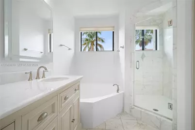 21378 Marina Cove Cir #11-B, Aventura, FL 33180 - Photo 31