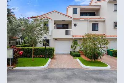 21378 Marina Cove Cir #11-B, Aventura, FL 33180 - Photo 1