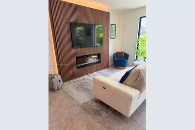 3409 W 104th Ter, Hialeah, FL 33018 - Photo 7
