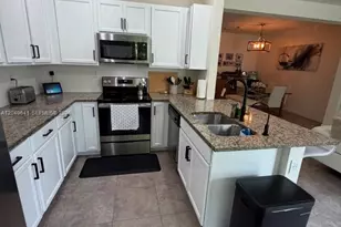 3409 W 104th Terrace, Hialeah, FL 33018 - Photo 5