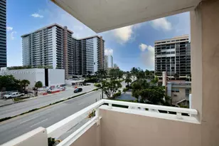 1985 S Ocean Dr, Hallandale Beach, FL 33009 - Photo 37