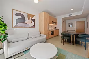 11 NE 6th St, Miami, FL 33132 - Photo 11