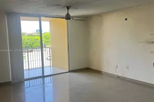 19601 E Country Club Dr, Aventura, FL 33180 - Photo 3